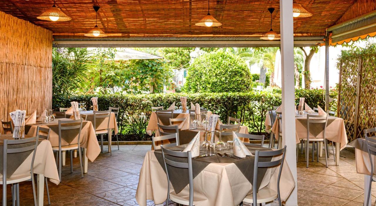 Hotel Ambra Forte dei Marmi Ngoại thất bức ảnh